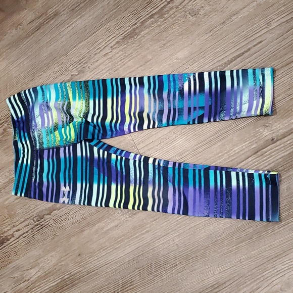 Under Armour Other - Under Armour Stripped Leggings Size 5